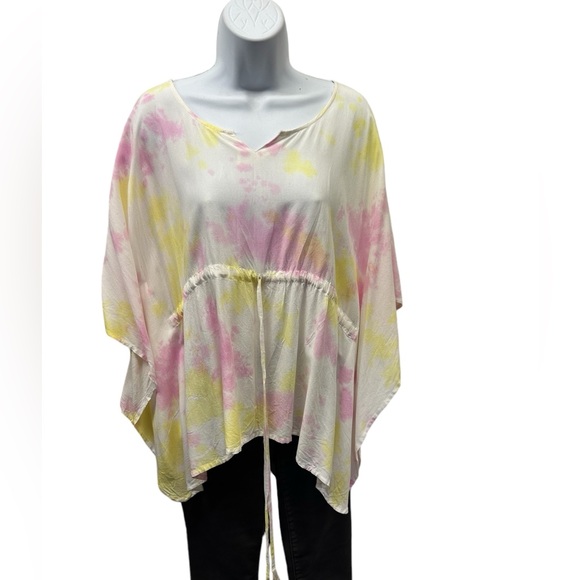 Sacred Threads Tops - NWT.  Sacred Threads Blouse.   S/M in size. 223120/3.   BL/RD14